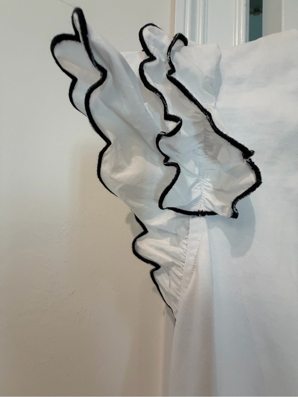 NWT English Factory White Tee with Black Tie Detail - Picture 5 of 6